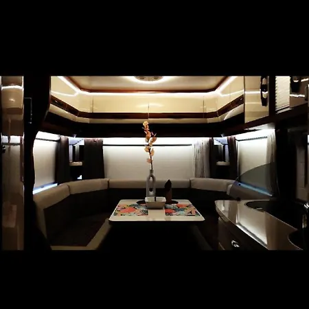 Luxus Budka Luxury tent *